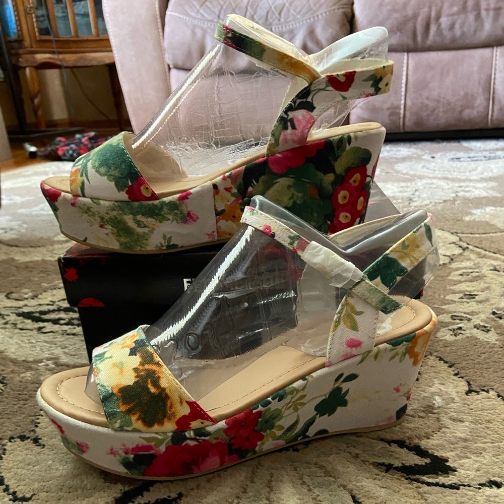 Rare Fergalicious by Fergie Wedge Sandals